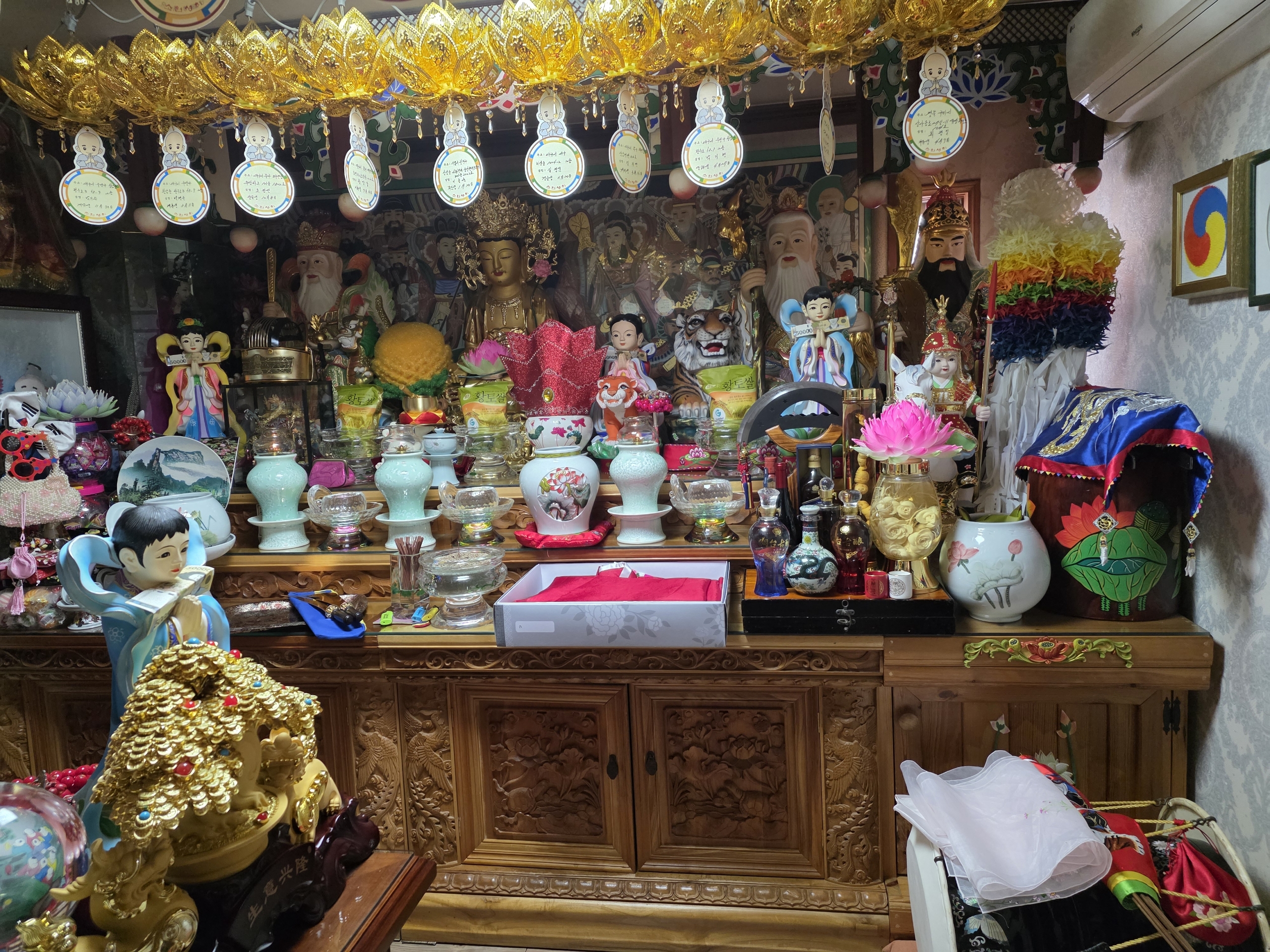 ��ǰ�̹���